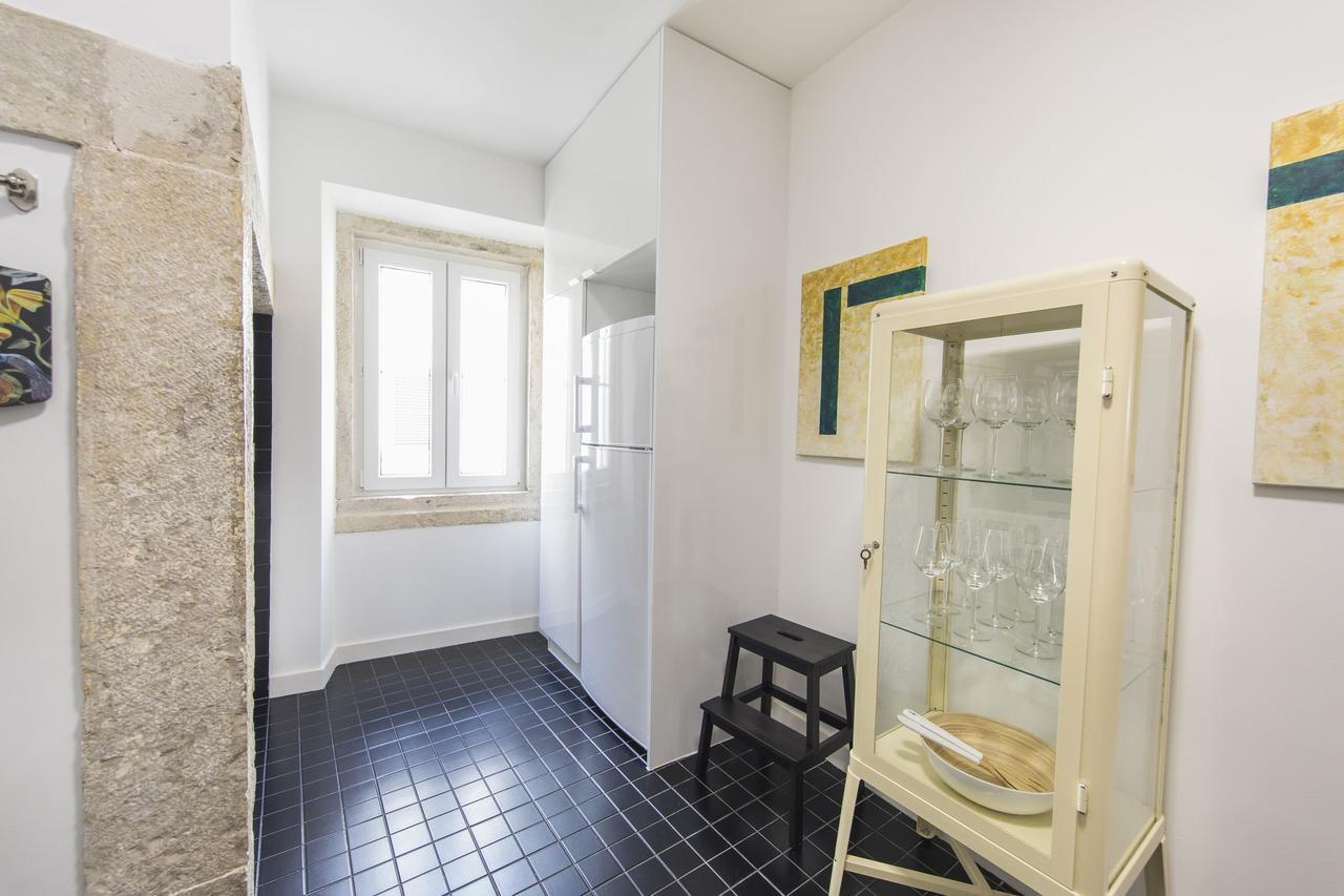 Carmo'S Wonder Apartment Lisbon Exterior photo